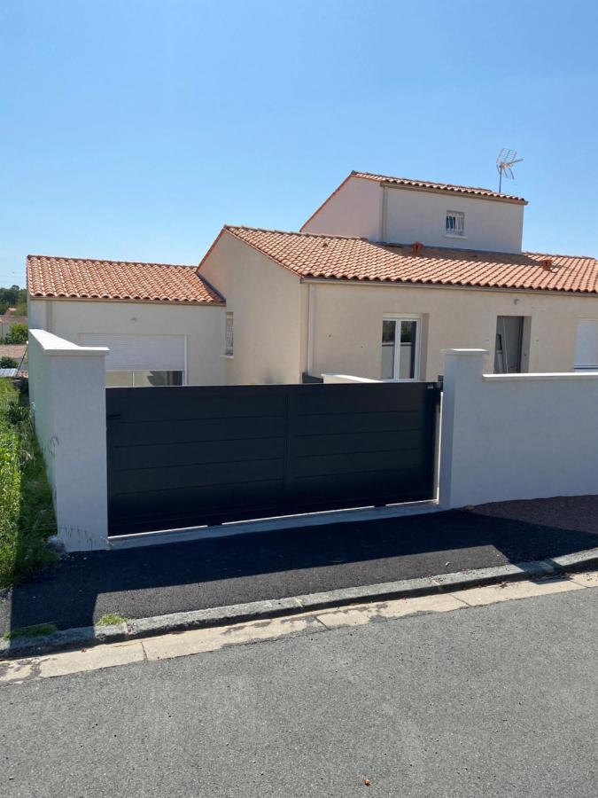 Bel Appartement Chez Particulier Calme Et Piscine Royan Bagian luar foto